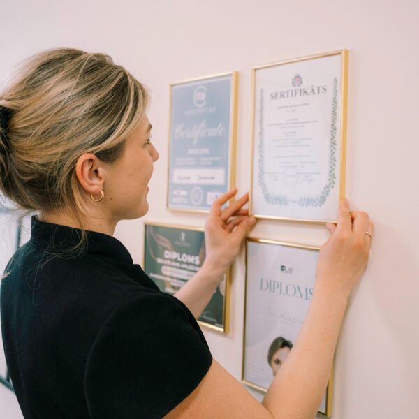 Kosmetoloģijas sertifikāti – Ieva Žodziņa
